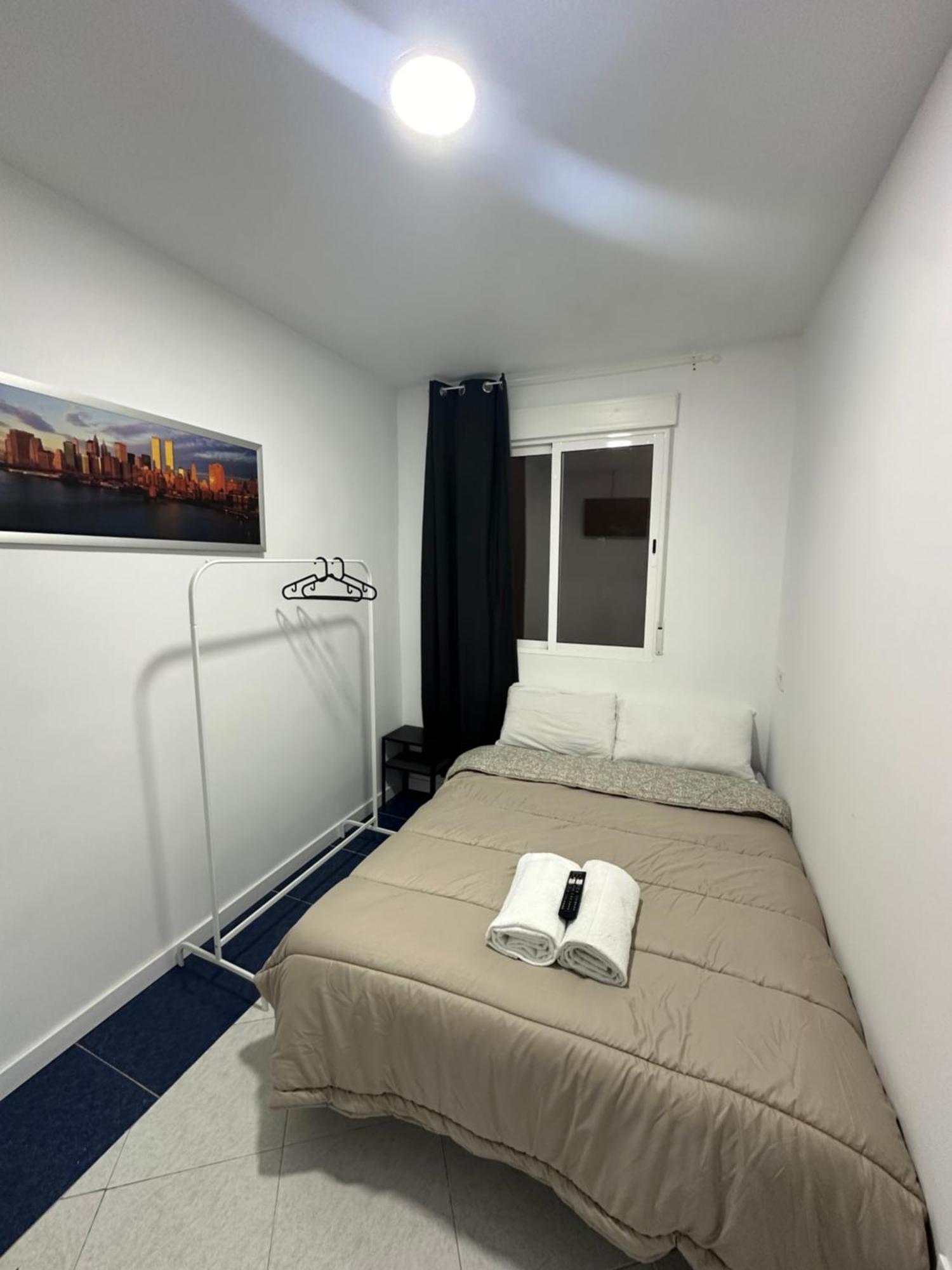 Rooms Mediavilla Madrid Eksteriør billede