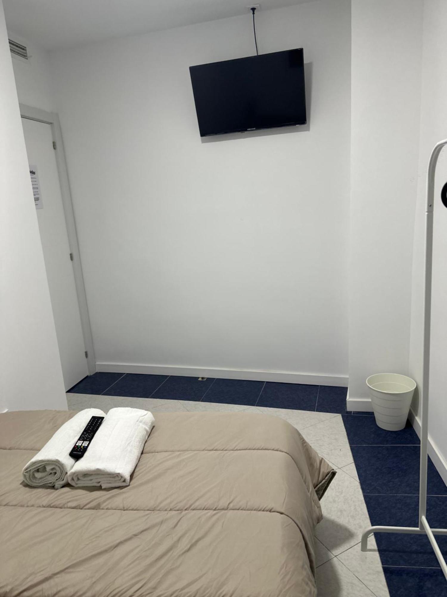 Rooms Mediavilla Madrid Eksteriør billede