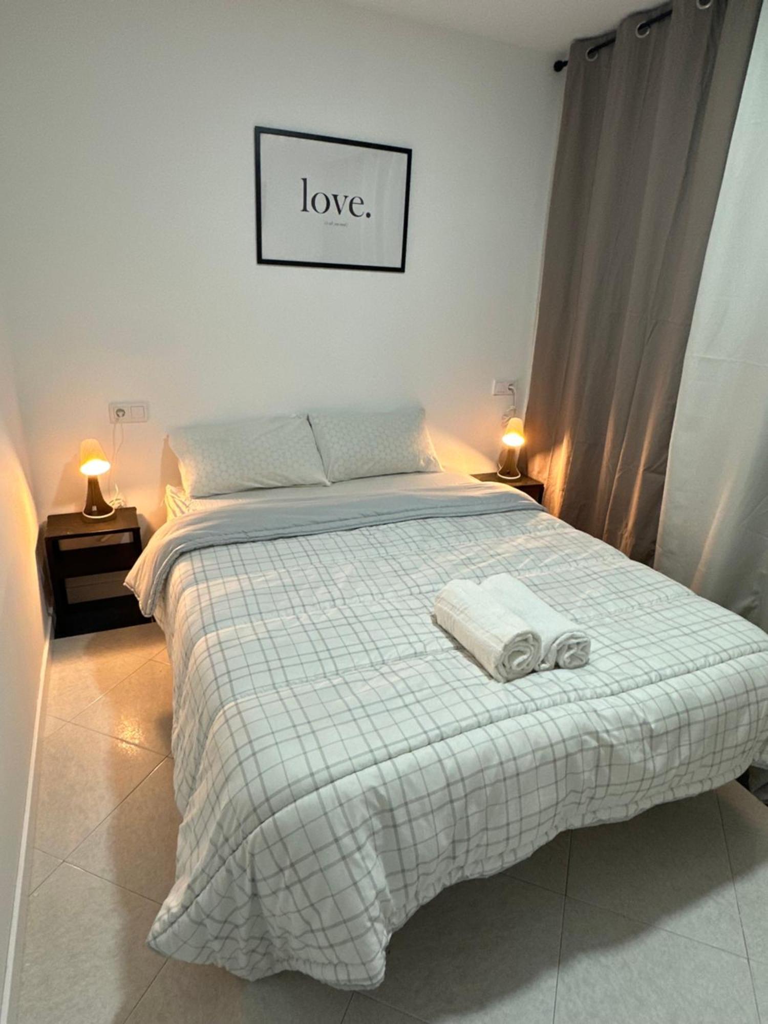 Rooms Mediavilla Madrid Eksteriør billede
