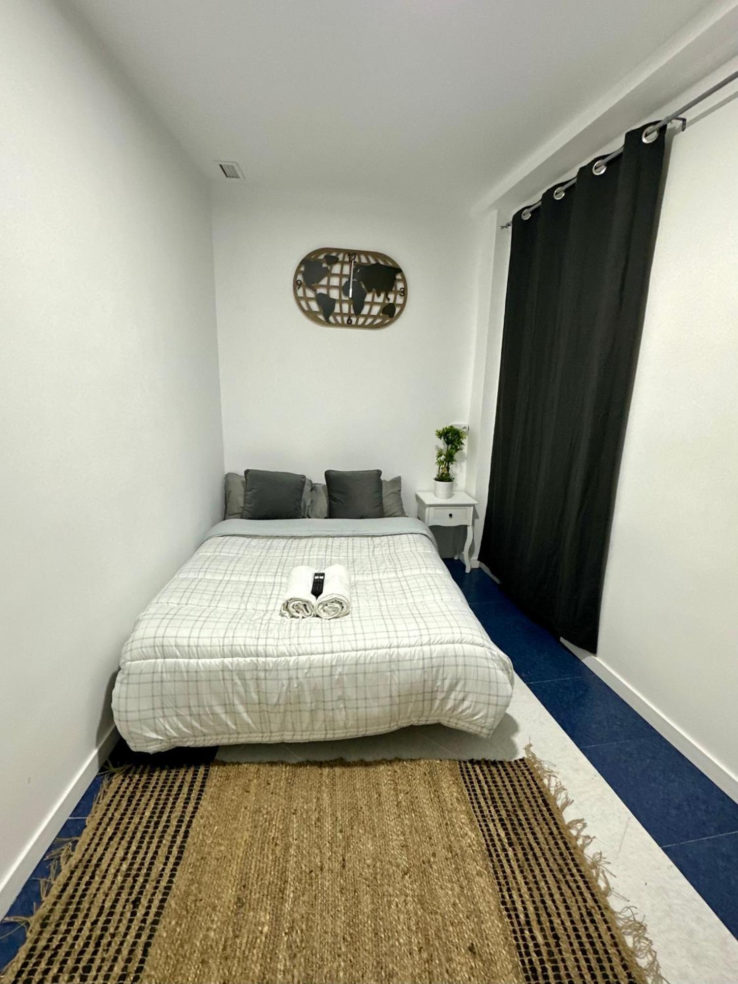 Rooms Mediavilla Madrid Eksteriør billede